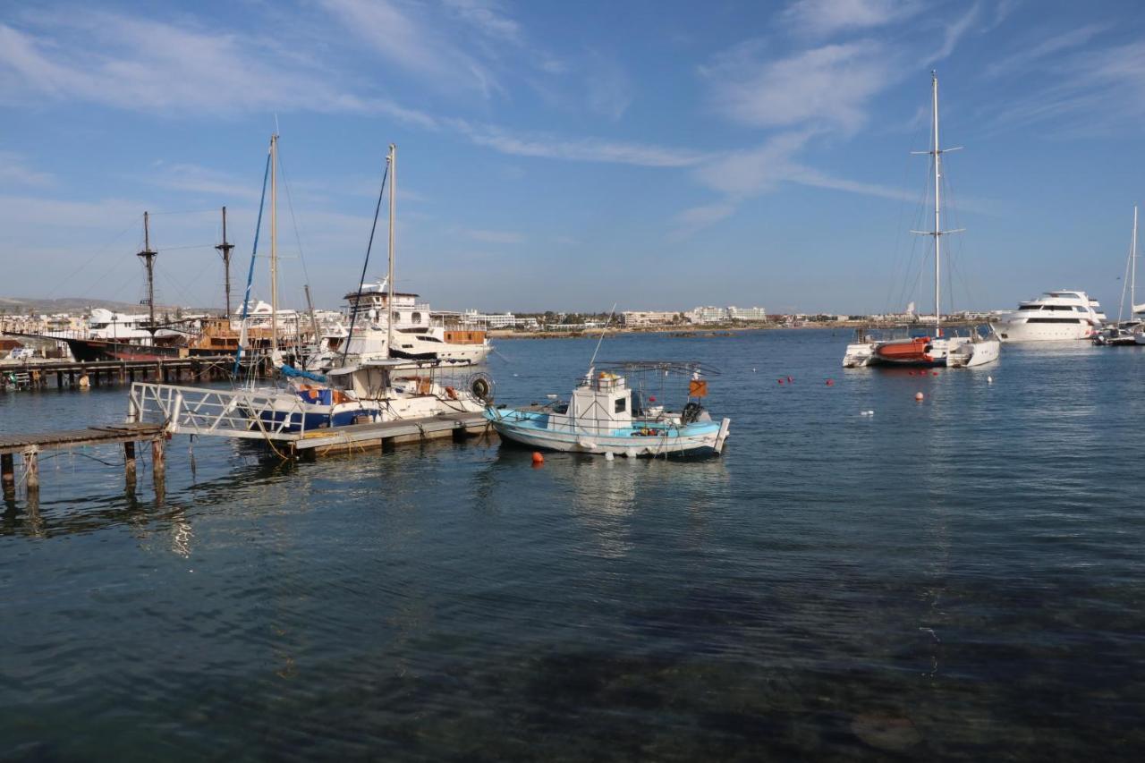 Apartment In Kato Pafos & 10 Min To Venus Beach Экстерьер фото
